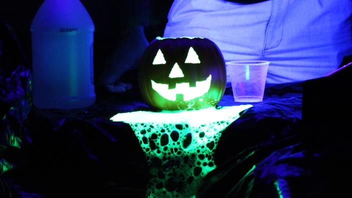 Spooky Science - Community event in Des Moines, Iowa