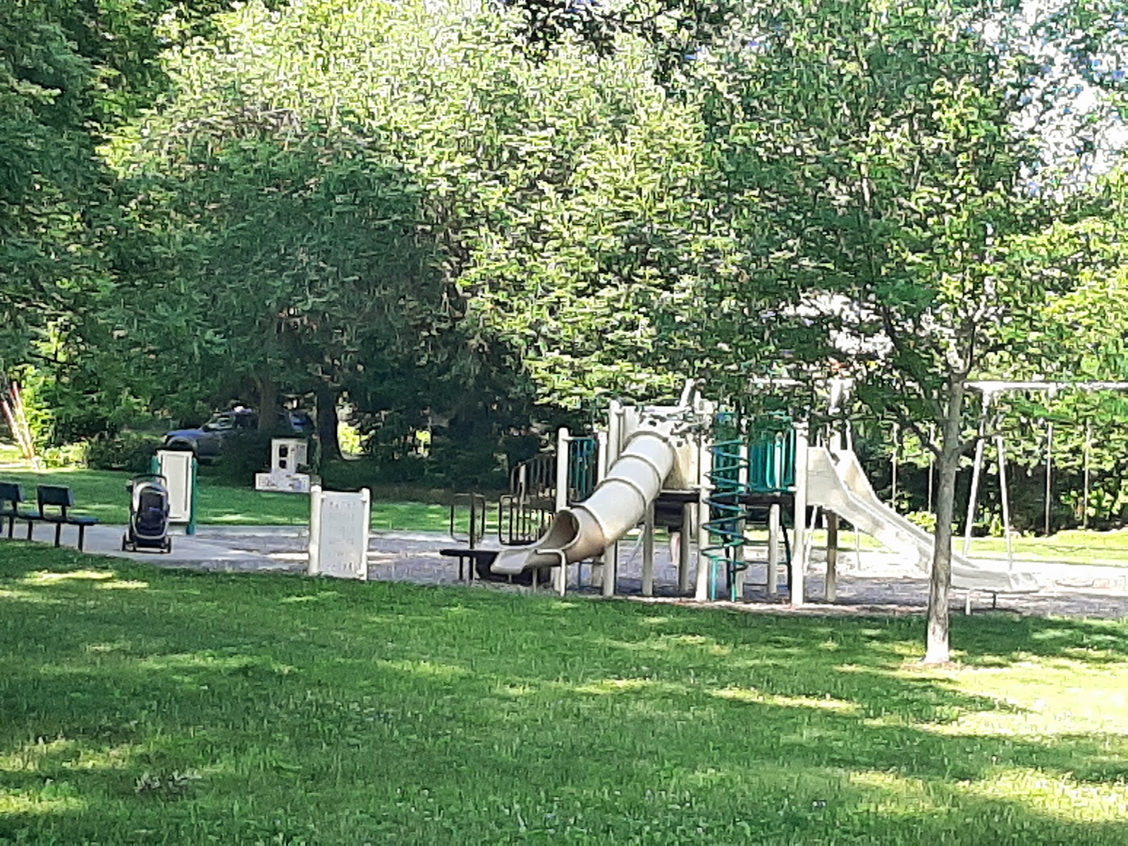 Beaverdale Park Playground - Playground in Des Moines