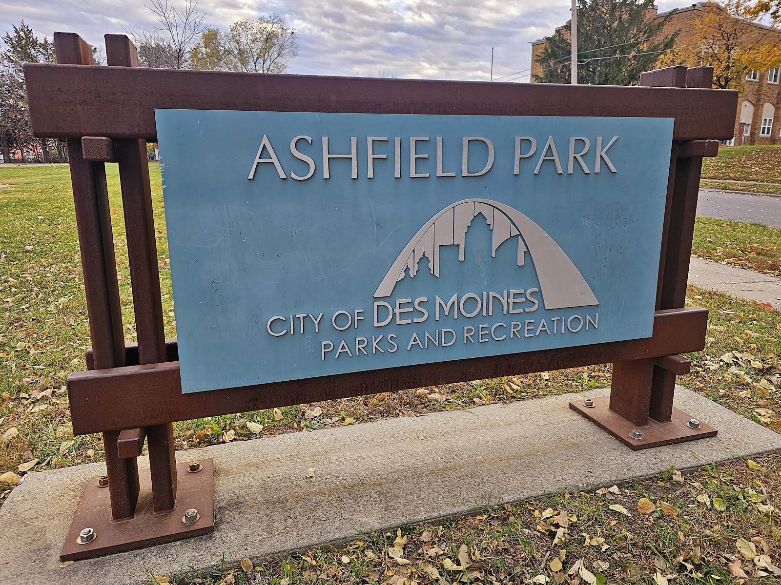 Ashfield Park Playground - Playground in Des Moines