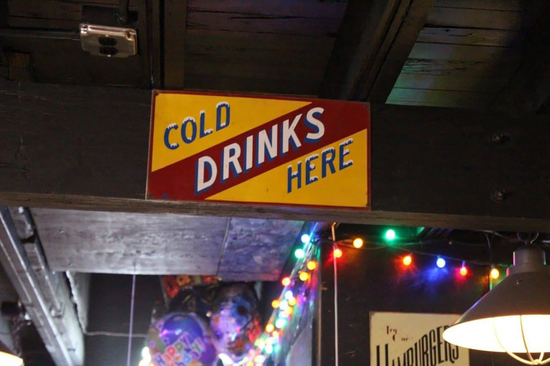 Ambro's Roadhouse - American in Des Moines, Iowa