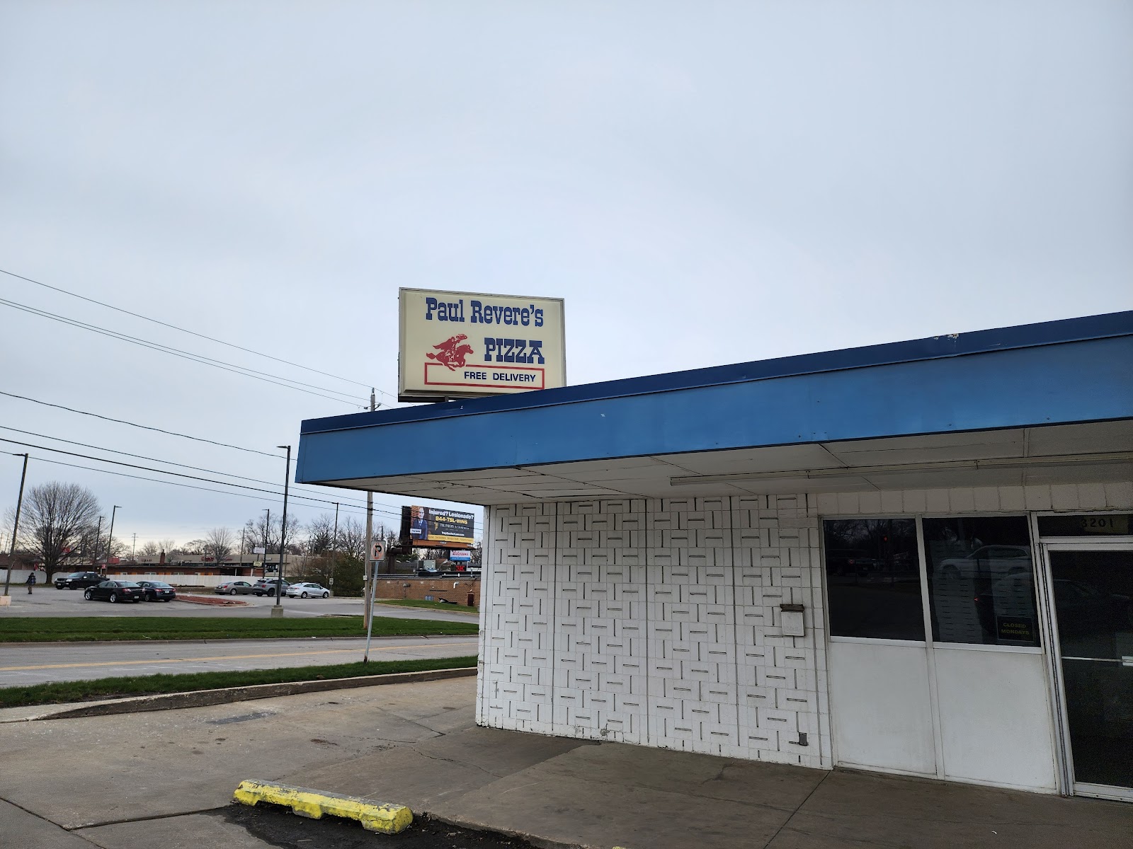 Paul Revere’s Pizza - Pizza in Des Moines, Iowa