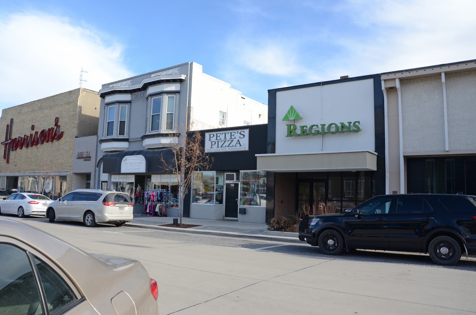 Pete's Pizza - Pizza in Indianola, Iowa